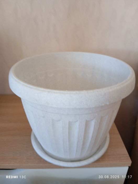 Продам кашпо, горшки