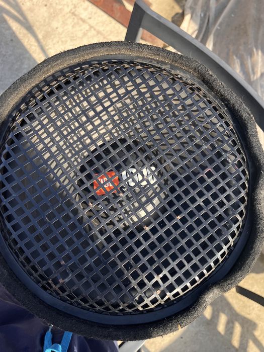 Subwoofer auto JBL 1000W cu statie de amplificare!