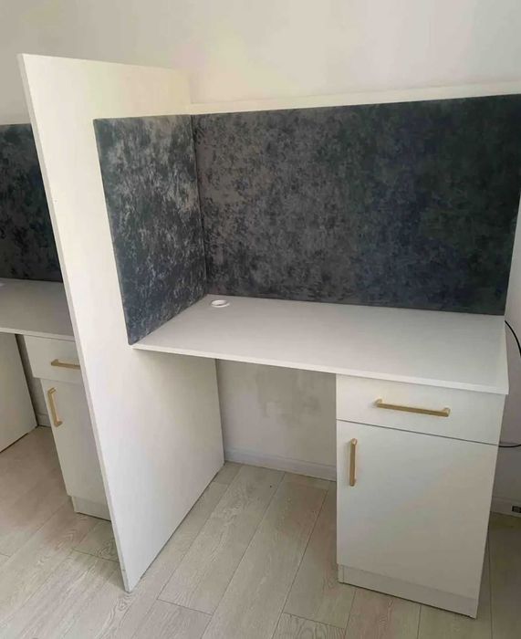 4 Стола для колл центра