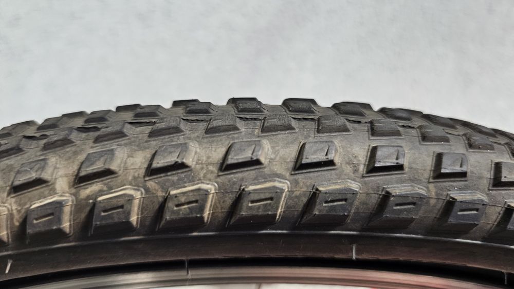 Дамски /детски велосипед Specialized HotRock 26'