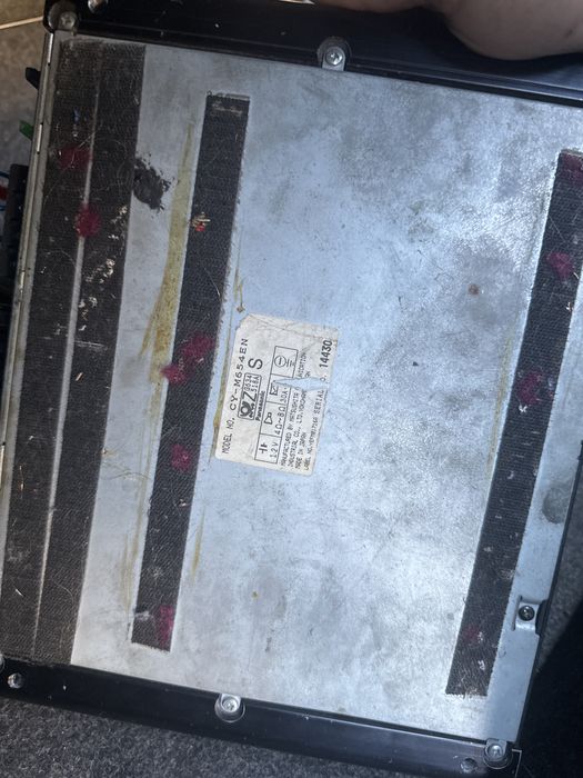 Vand statie + incinta subwoofer( boxa defecta)