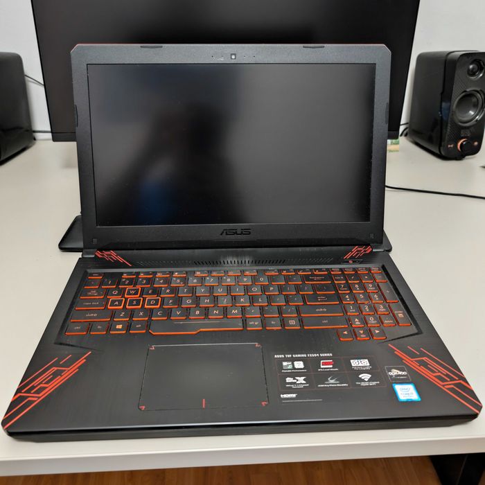 Laptop Gaming ASUS FX504 i7-8750H, GTX 1050 Ti, Upgrade 500GB SSD EVO