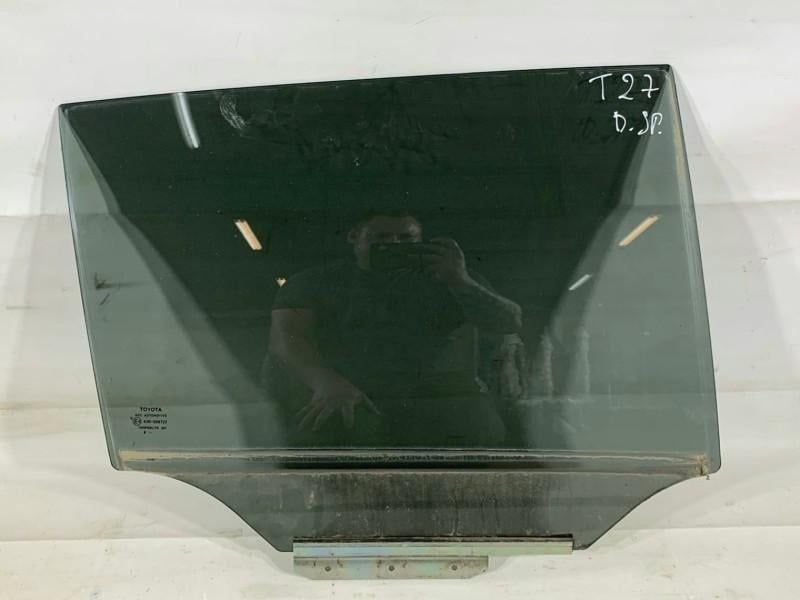 Geam usa dreapta spate Toyota Avensis T27 Break