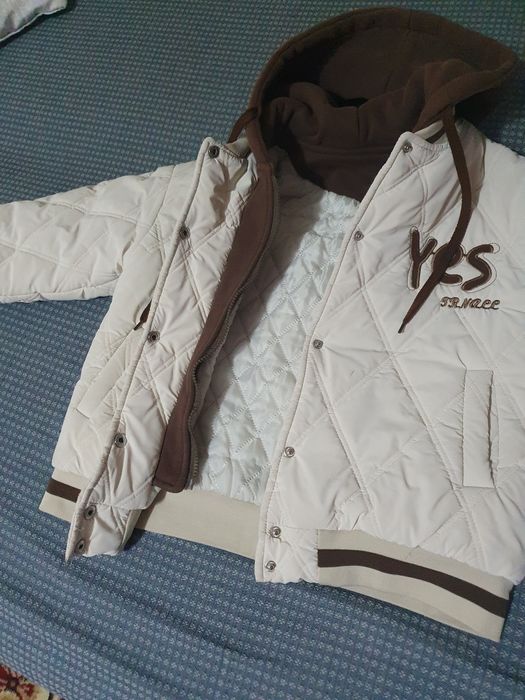 Демисезонная куртка для девочки