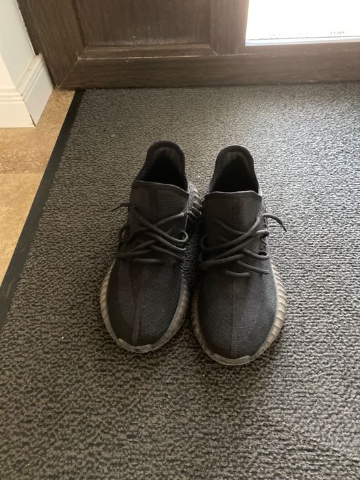 vand adidasi yeezy 350