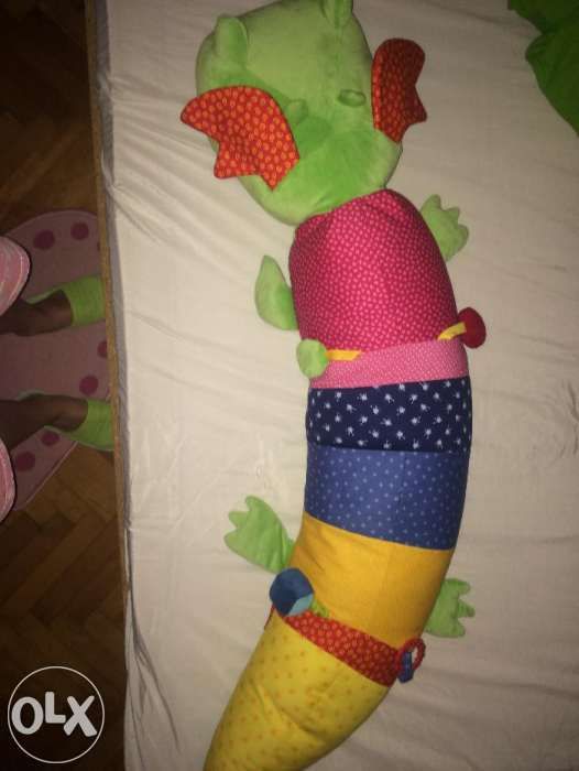 Suport/jucarie bebelusi, se poate utiliza ca protectie pt. pat, nou