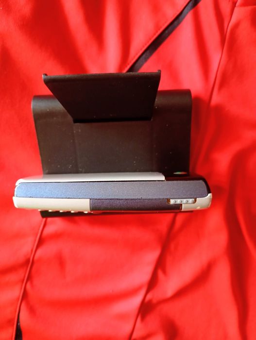 Sony Ericsson t310  (decodat, baterie Nouă)