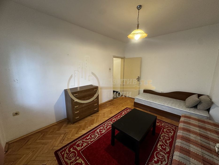 Дава се под наем Двустаен апартамент в София, Красно село - 65 кв.м за 408 € - Снимка #2