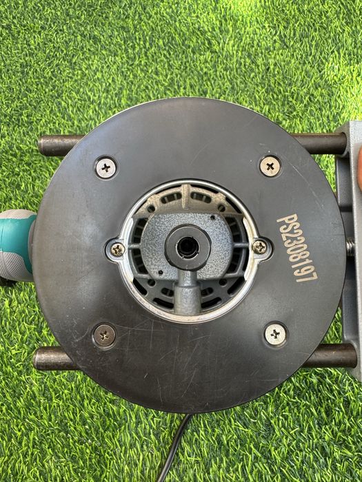 Фрезер вертикальный «TOTAL» 1600 Ватт