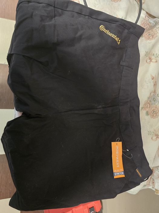 vand pantaloni salopeta