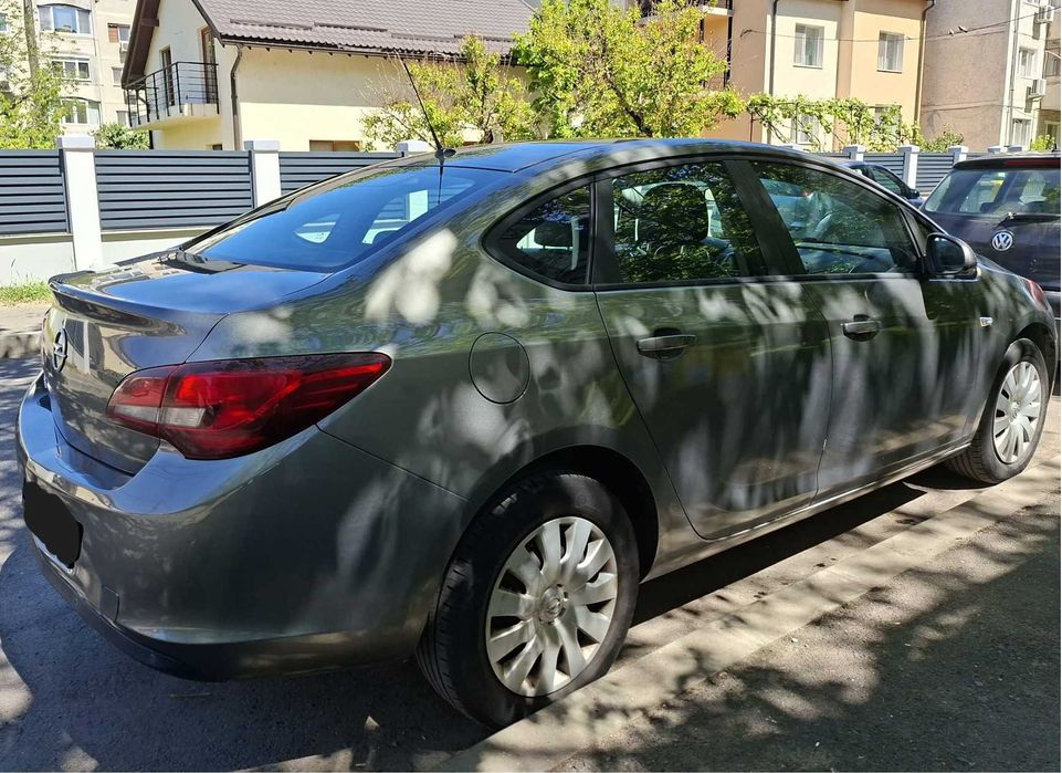 Vand - Opel Astra 77000 KM - 140HP