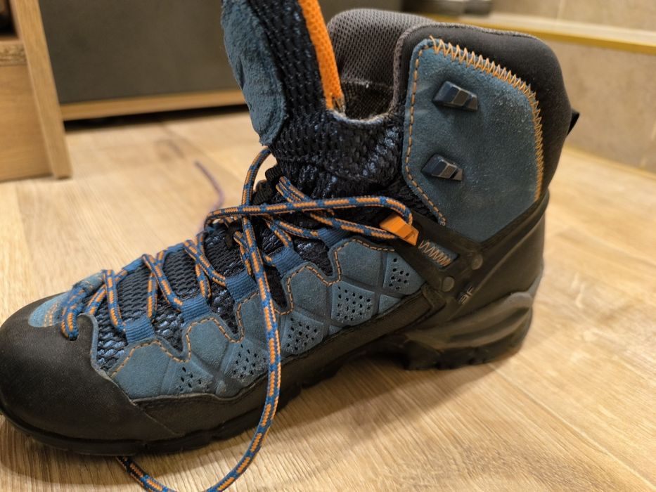 Salewa туристически обувки