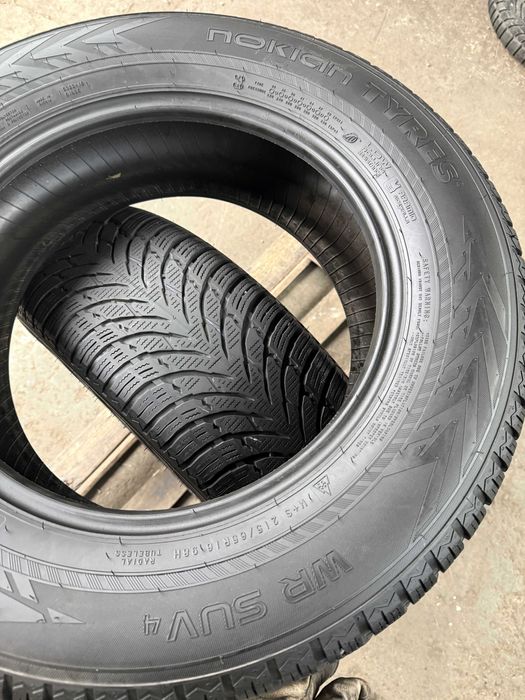 2x Anvelope Iarna 215/65 R16 - Nokian WR SUV 4