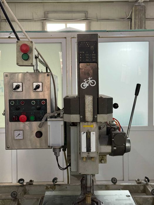 Masina gaurit sticla Schiatti Angelo FPD 60