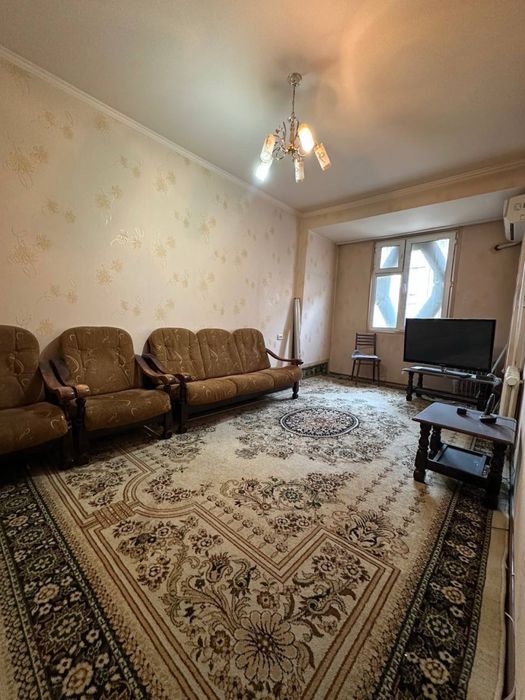 Квартира 5/3/9 Нукусская дом №90  Вдоль дороги напротив Макро