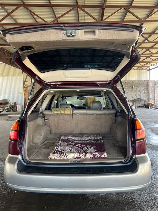 Машина субару 2001 год обем 3