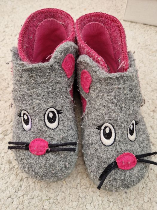 Papuci lana Superfit marime 26