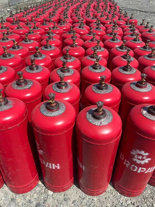Продаются Пропан газовые баллоны. / оптом и розницу в ассортименте.