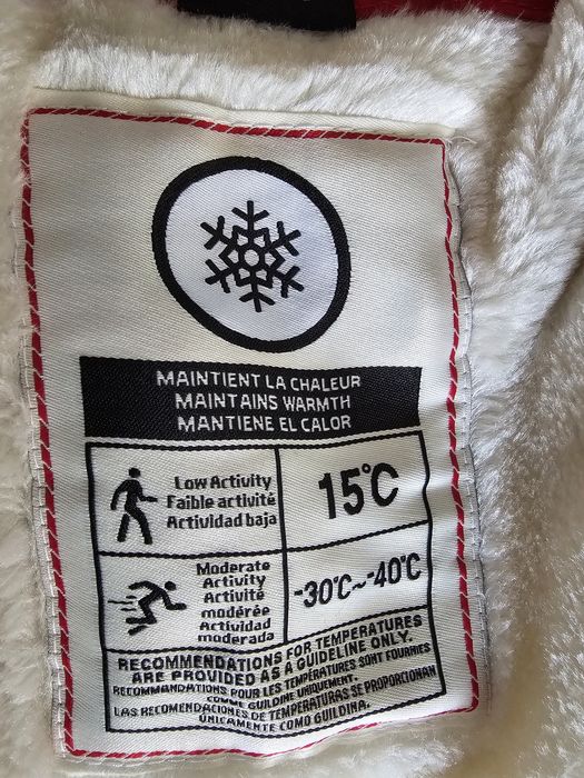 Продавам мъжко зимно яке CANADA