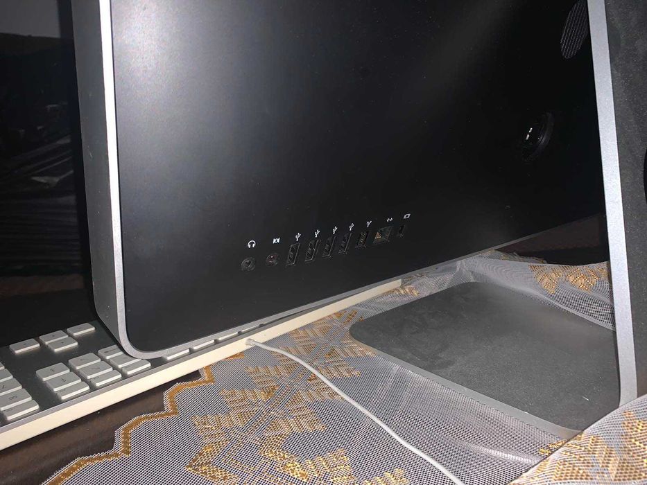 IMAC 24- inch  widescreen  computer