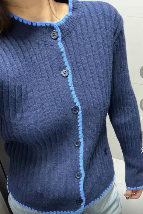 Новая кофта на пуговицах