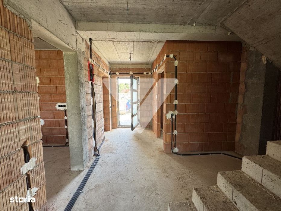 Casa noua 4 camere 3 bai 120 mp si teren 340 mp Sura Mare Sibiu