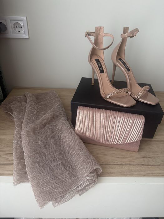 Сандали на висок ток Musette 38 номер