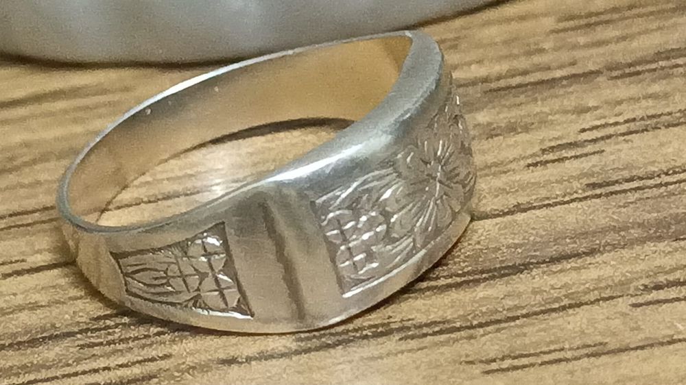 Кольцо серебро   18р р  советское