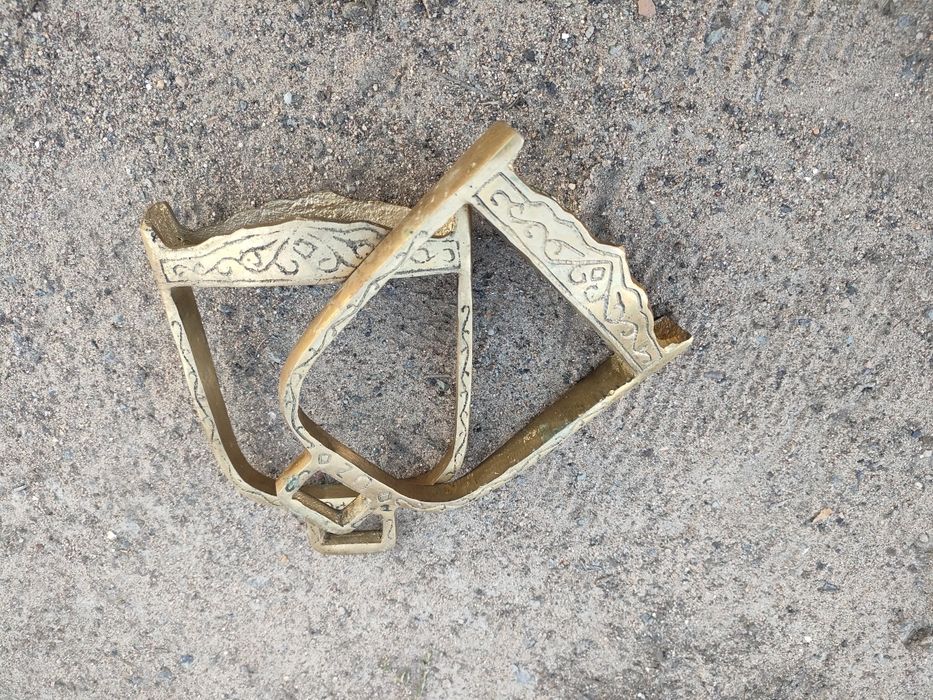 Продам новые стремина латунь