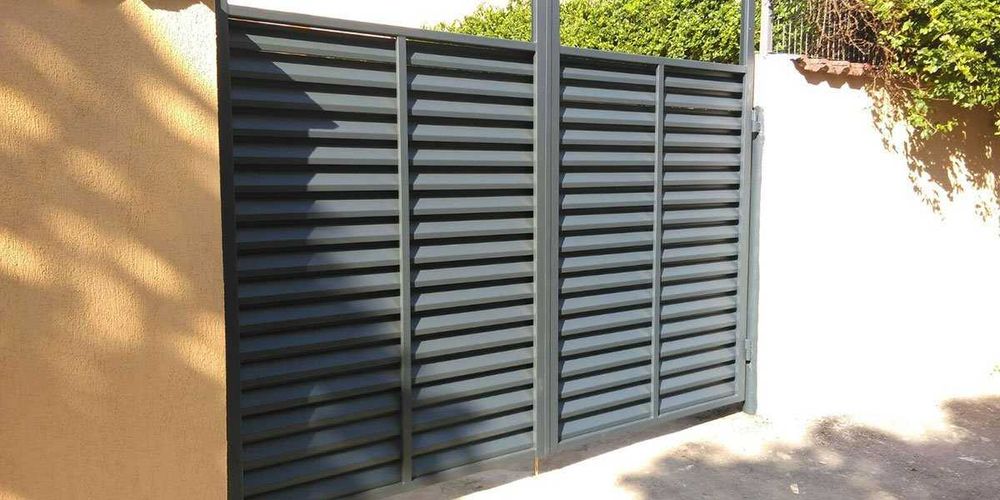 Garduri din panou stil jaluzele de diferite modele si dimensiuni