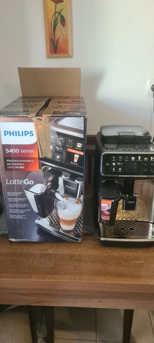 Expresor Philips LatteGo, model 5400 in stare foarte buna