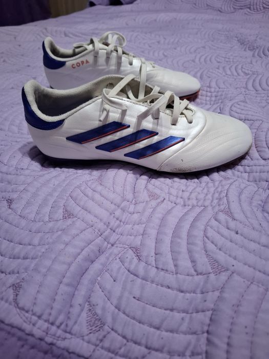 Ghete Fotbal Adidas Copa Pure Elite Mărimea 38 jumate
