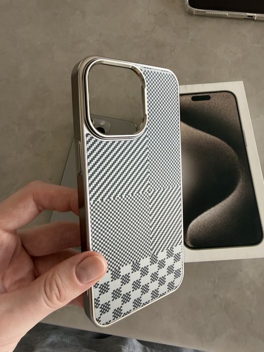 Продам айфон 15 pro max 256гб