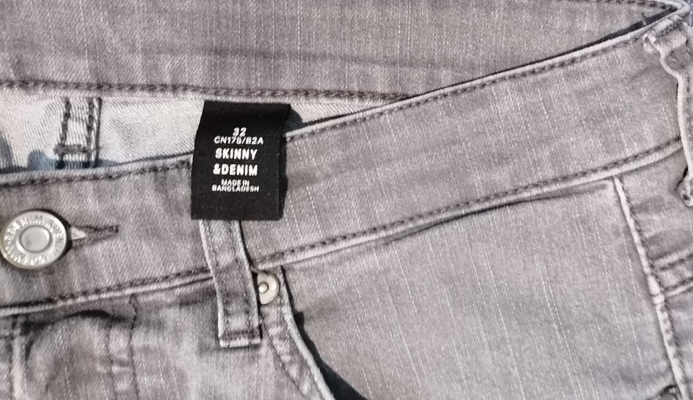 Blugi barbati slim marimea 32