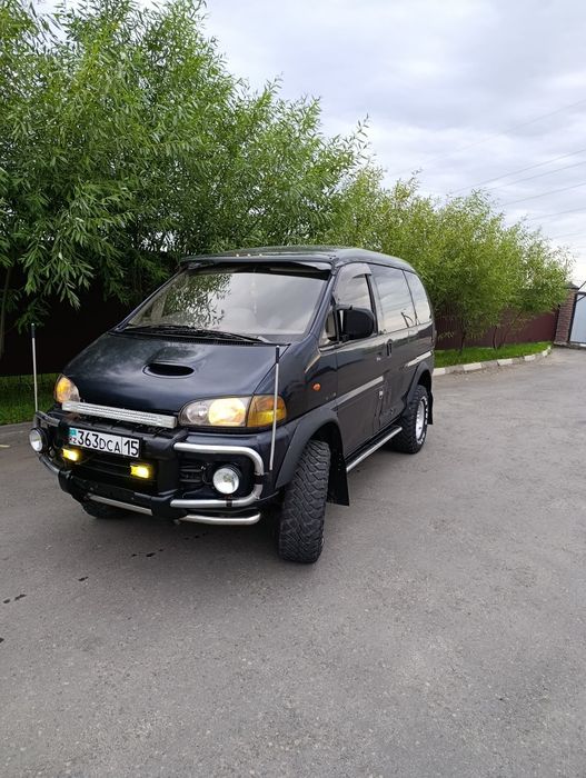 Продам Митсубиси делика