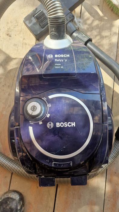 Срочно продам пылесос