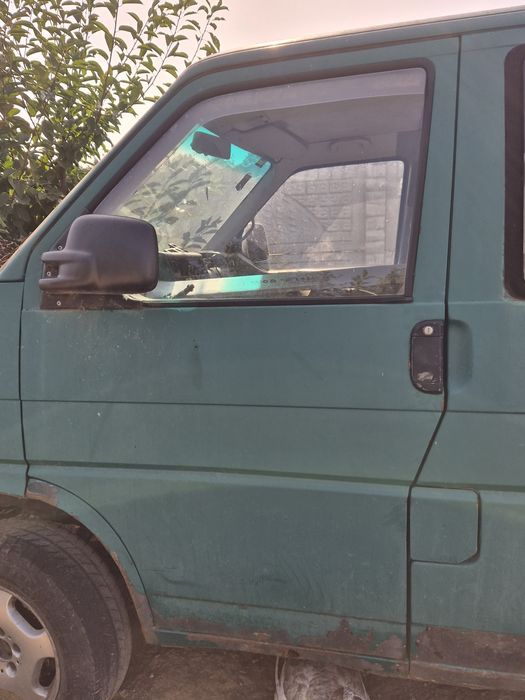 Usi , aripi , capota vw t4