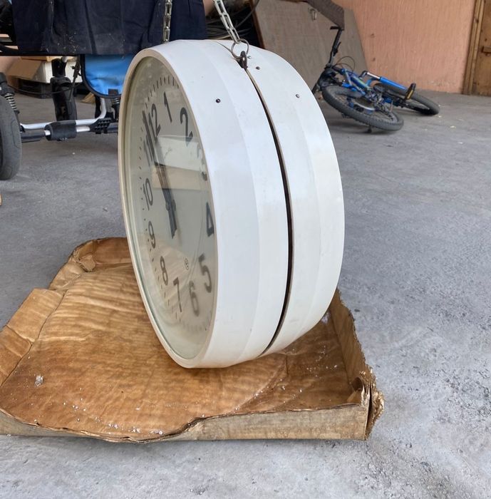 Продам Часы  Стрела