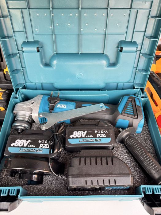 Flex polizor unghiular cu 2 acumulatori 88V 4 Ah cu trusa