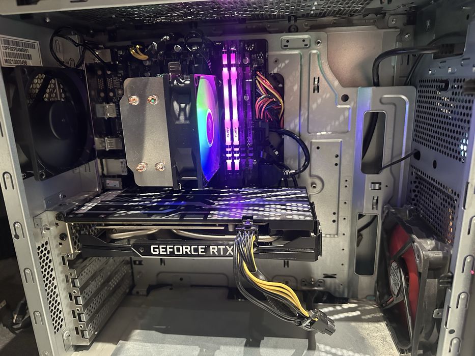 Игровой системный блок (кейс)