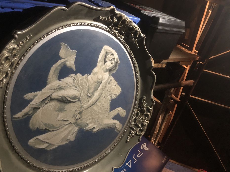 Гоблени Малката фрегата