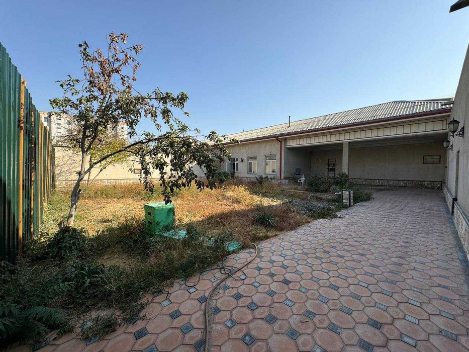 6 so’tiqli qurilishi tugallanmagan hovli sotiladi