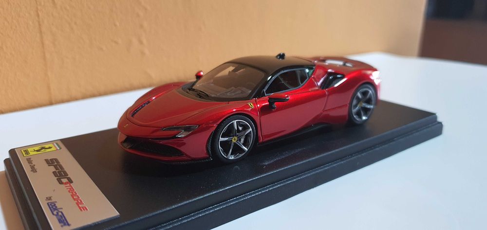 Machete Looksmart 1:43 Ferrari si Lamborghini (525 RON bucata)