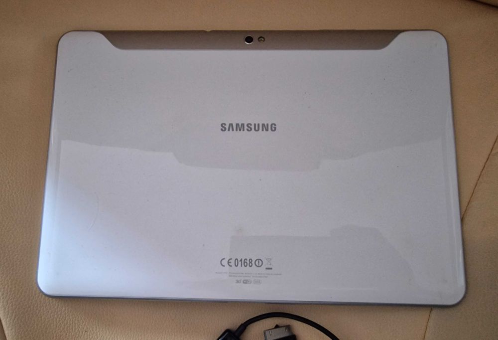 Samsung Galaxy Tab 10.1 alb WiFi si 3G