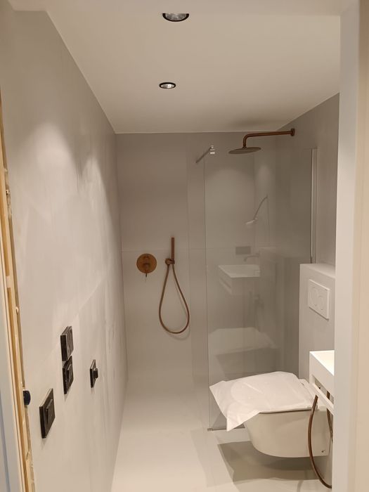 Execut lucrări in constructii