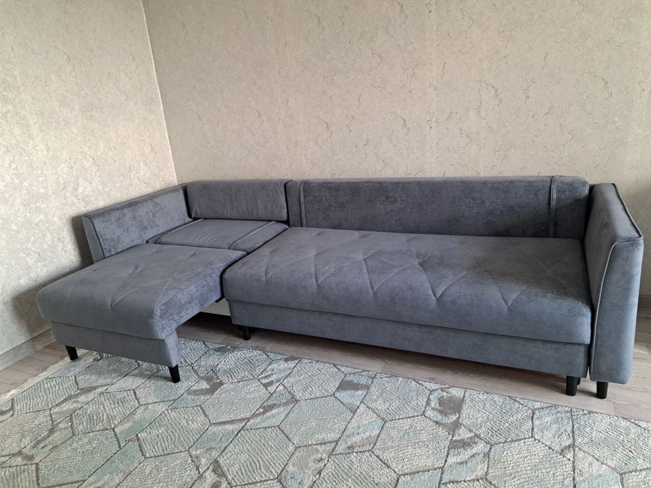 Продам д и в а н