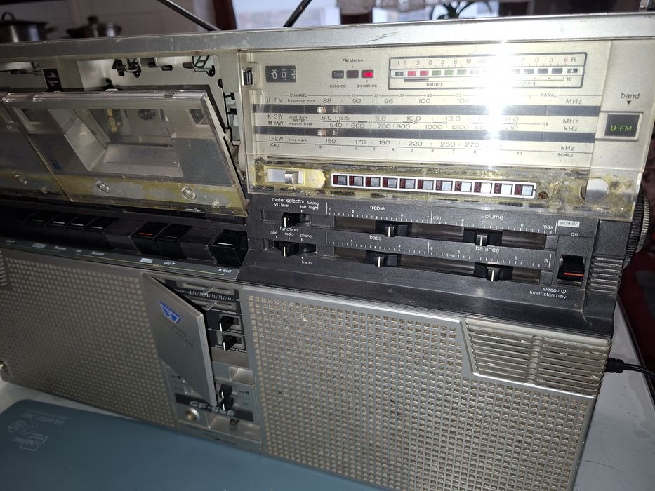 Sharp gf666, radiocasetofon dublu deck, radio 4 benzi, boombox Japonia 80'