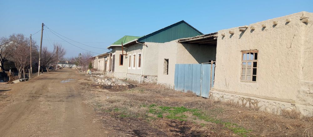 Курилиши тугалланмаган участка сотилади когон туман с-поён кишлоги