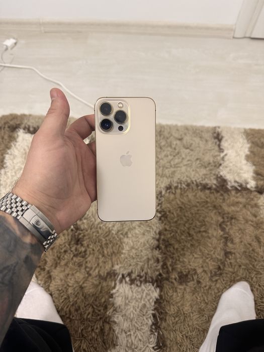 Iphone 13 pro , iphone 15 pro