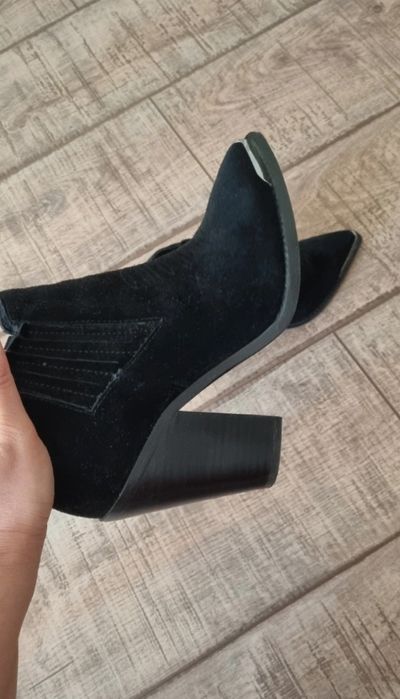 Botine Ash piele intoarsa